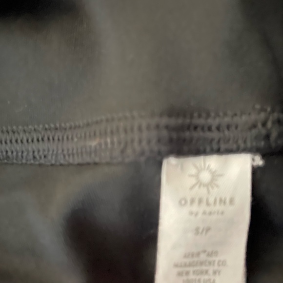 Aerie Offline Leggings - Picture 1 of 3